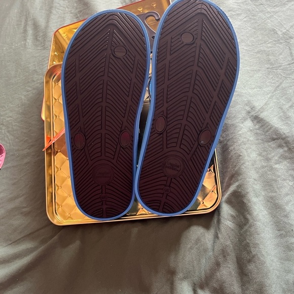 Wonder Nation Blue and Black Flip Flops - Picture 4 of 7